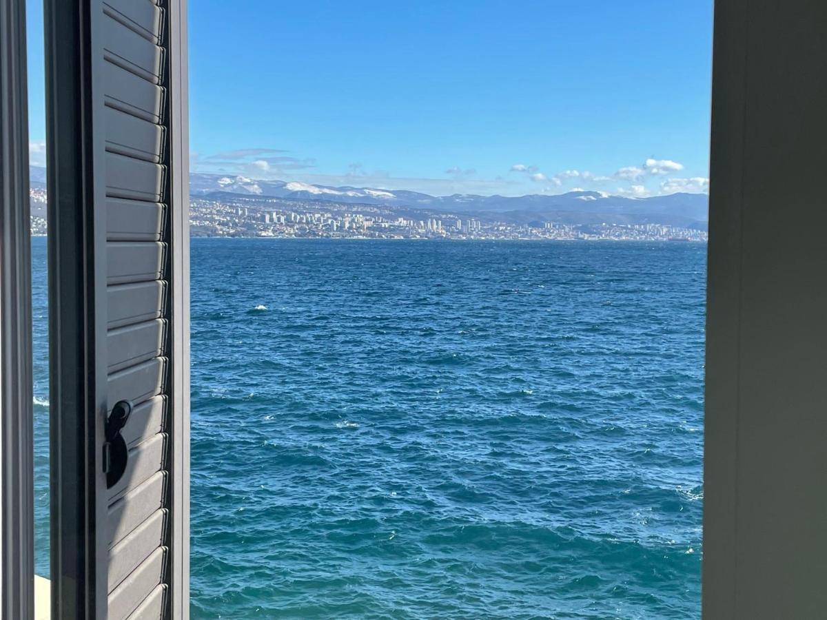 Appartement First Row To The Sea à Opatija Extérieur photo