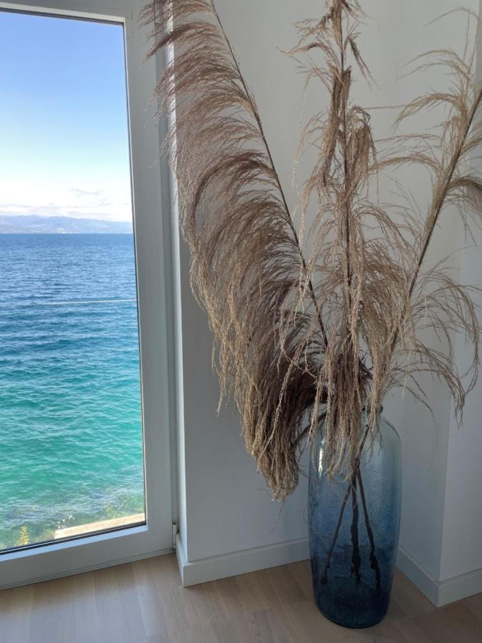 Appartement First Row To The Sea à Opatija Extérieur photo